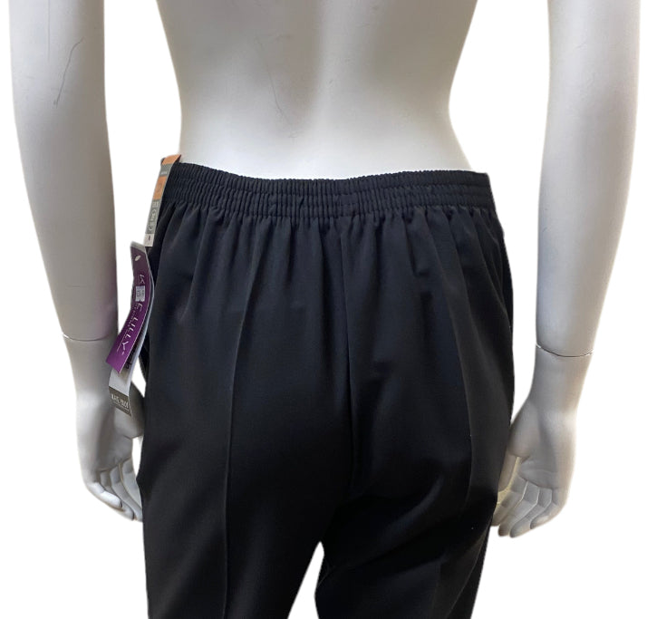 Potters Ladies Straight Leg Trousers – smart, breathable bowls clothing.